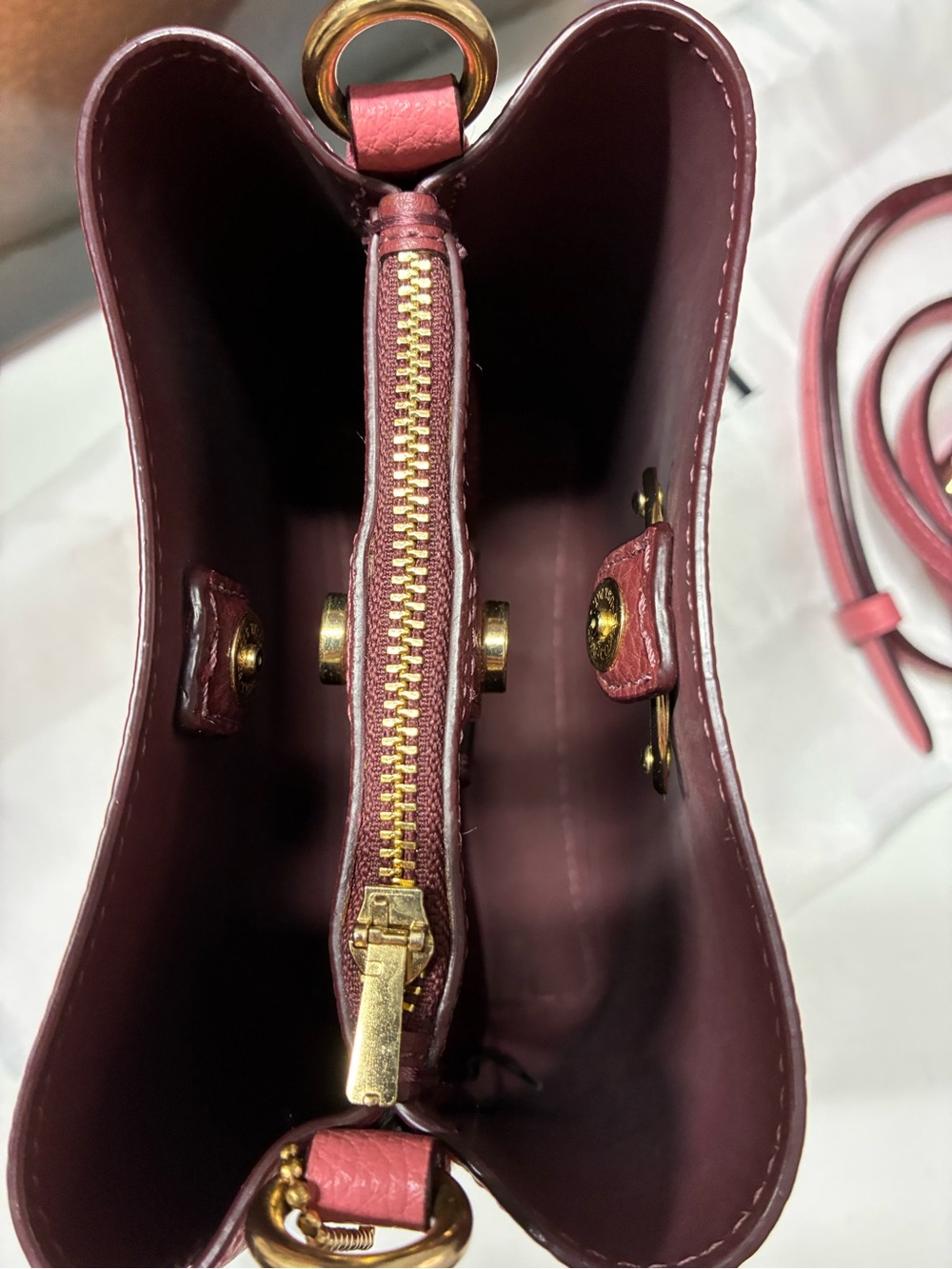 Coach Small Town Bucket Bag - Picture 6 of 7